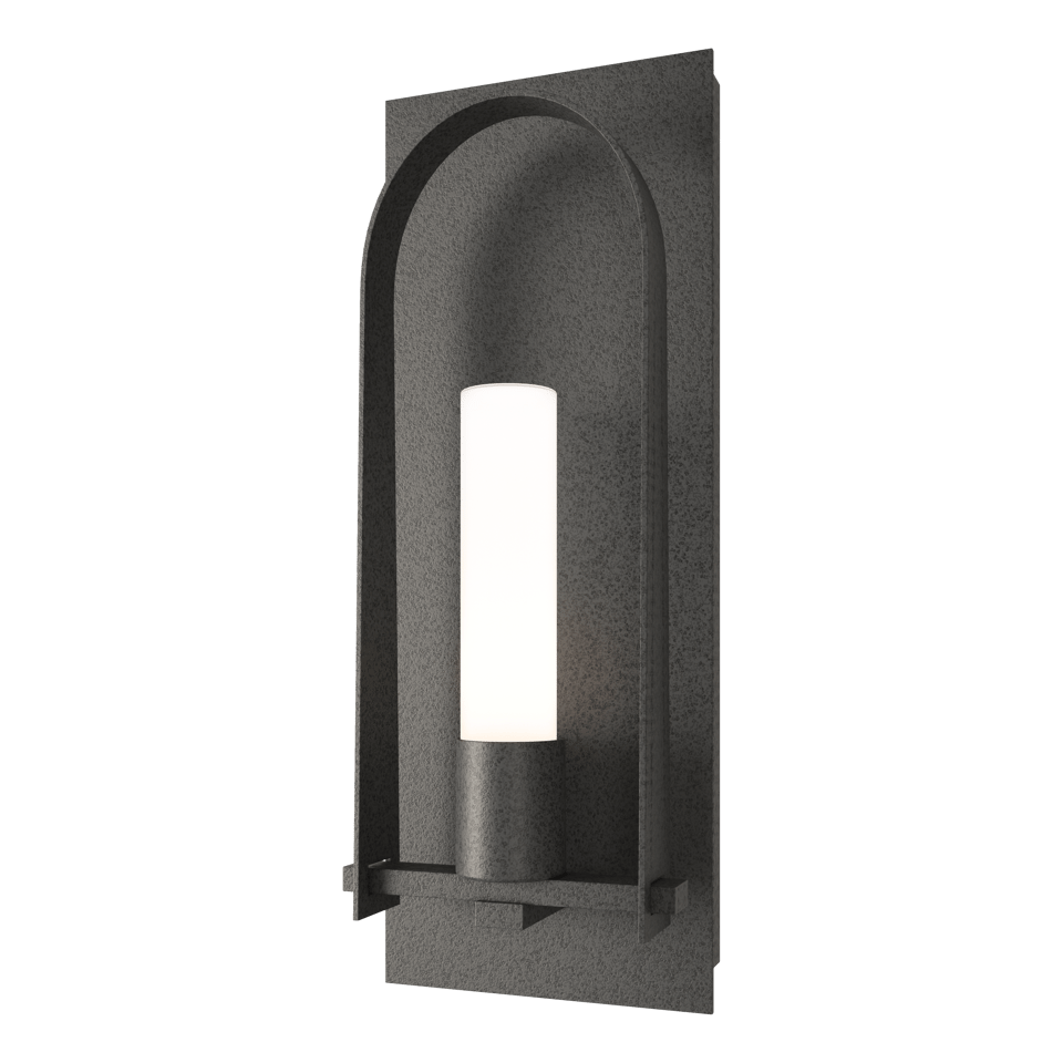 Triomphe Medium Outdoor Sconce by Hubbardton Forge – Classic Design with Weather-Resistant Finish Options