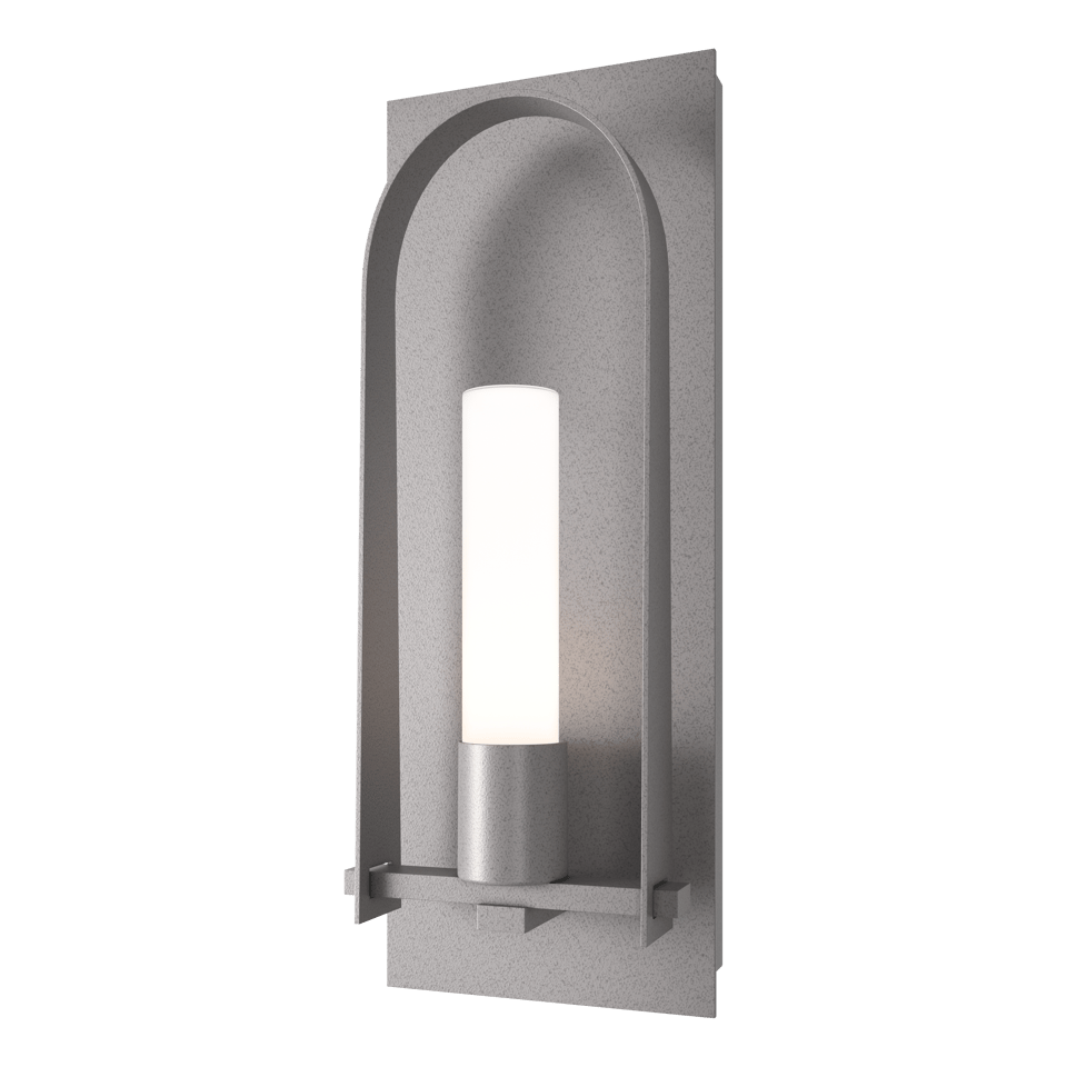 Triomphe Medium Outdoor Sconce by Hubbardton Forge – Classic Design with Weather-Resistant Finish Options