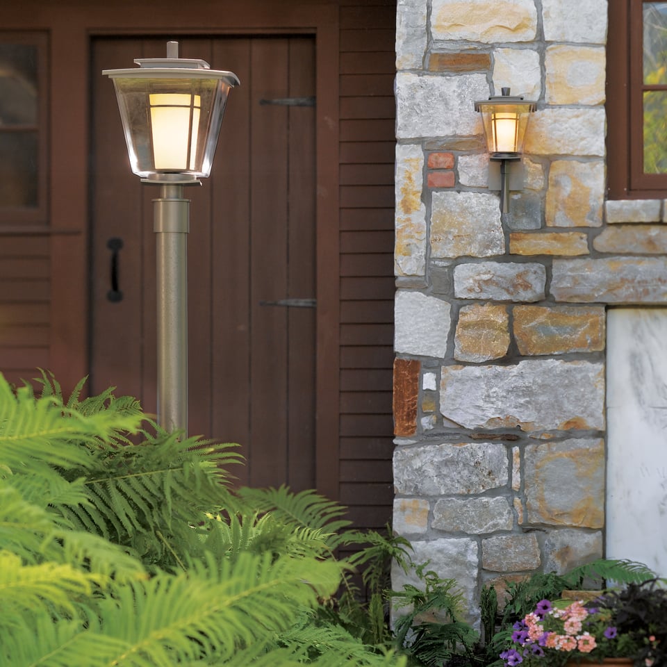 Beacon Hall Outdoor Post Light 19th Century Style Lantern 100W UL Wet Rated With Glass Shade