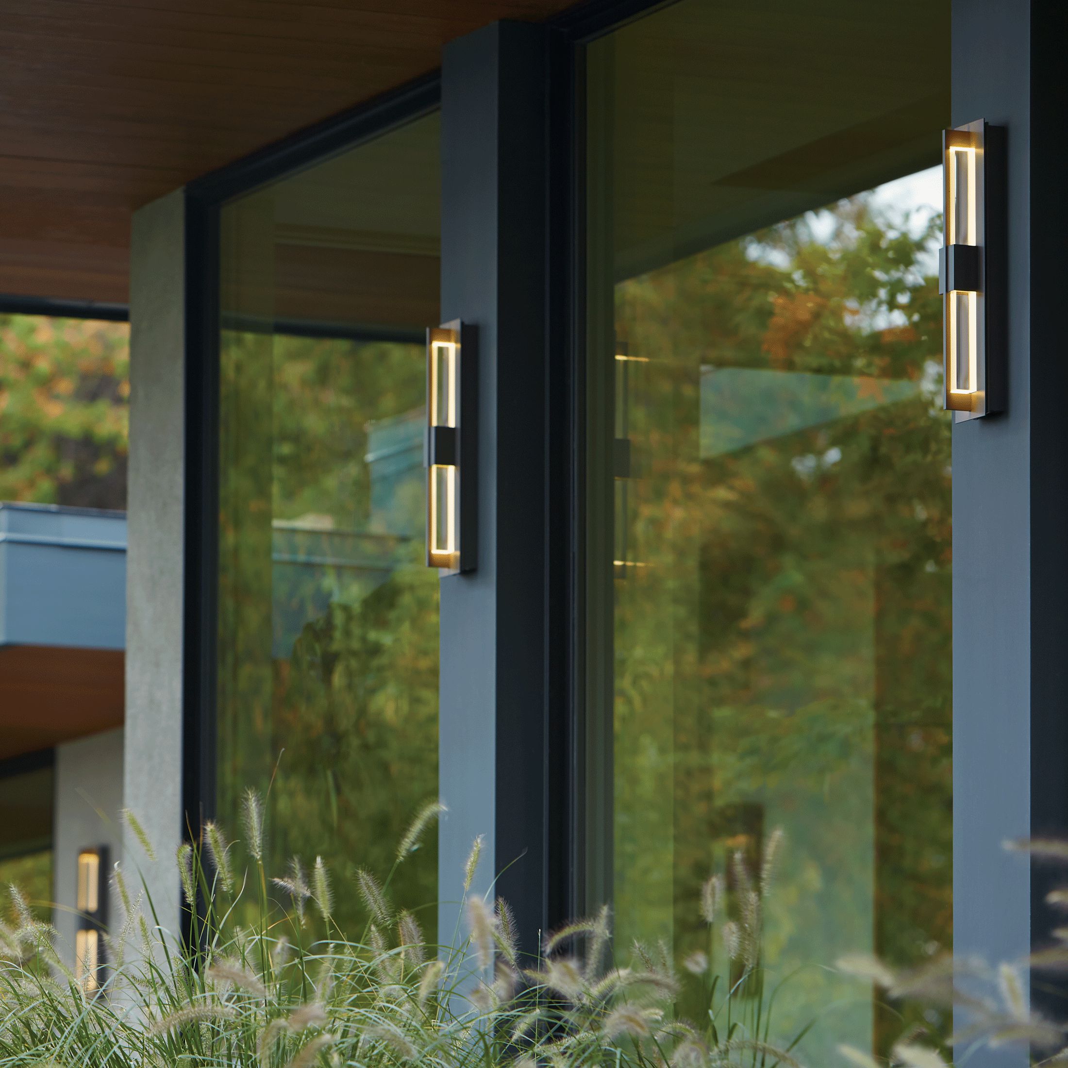 Double Axis LED Outdoor Sconce 10W 400 Lumens Dimmable Modern Design 3000K by Hubbardton Forge