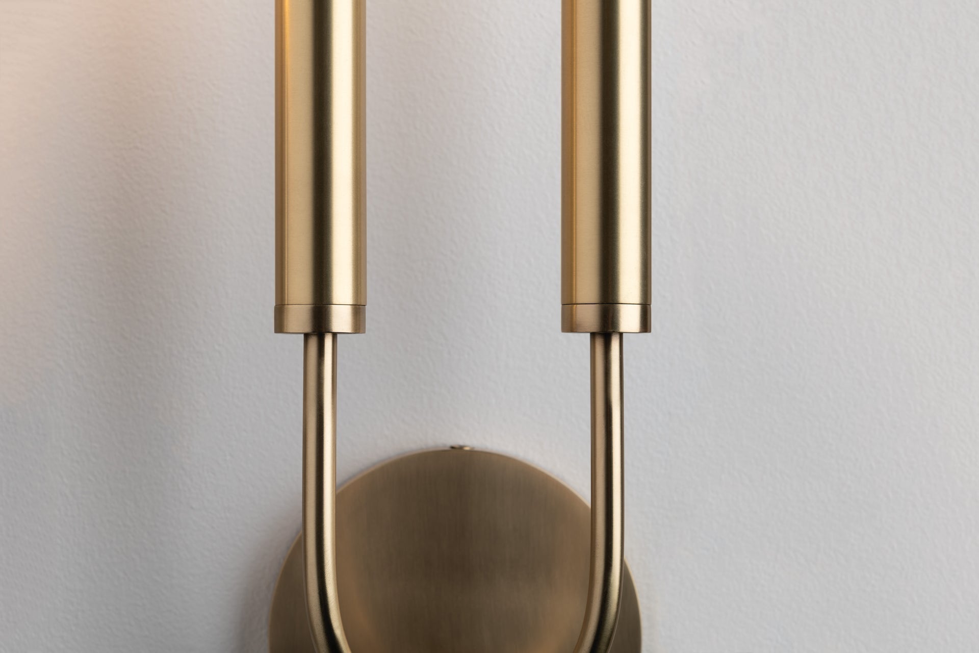 Gideon Sconce