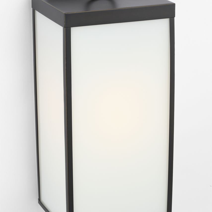 Howell Large Wall Lantern by Visual Comfort DJO1021