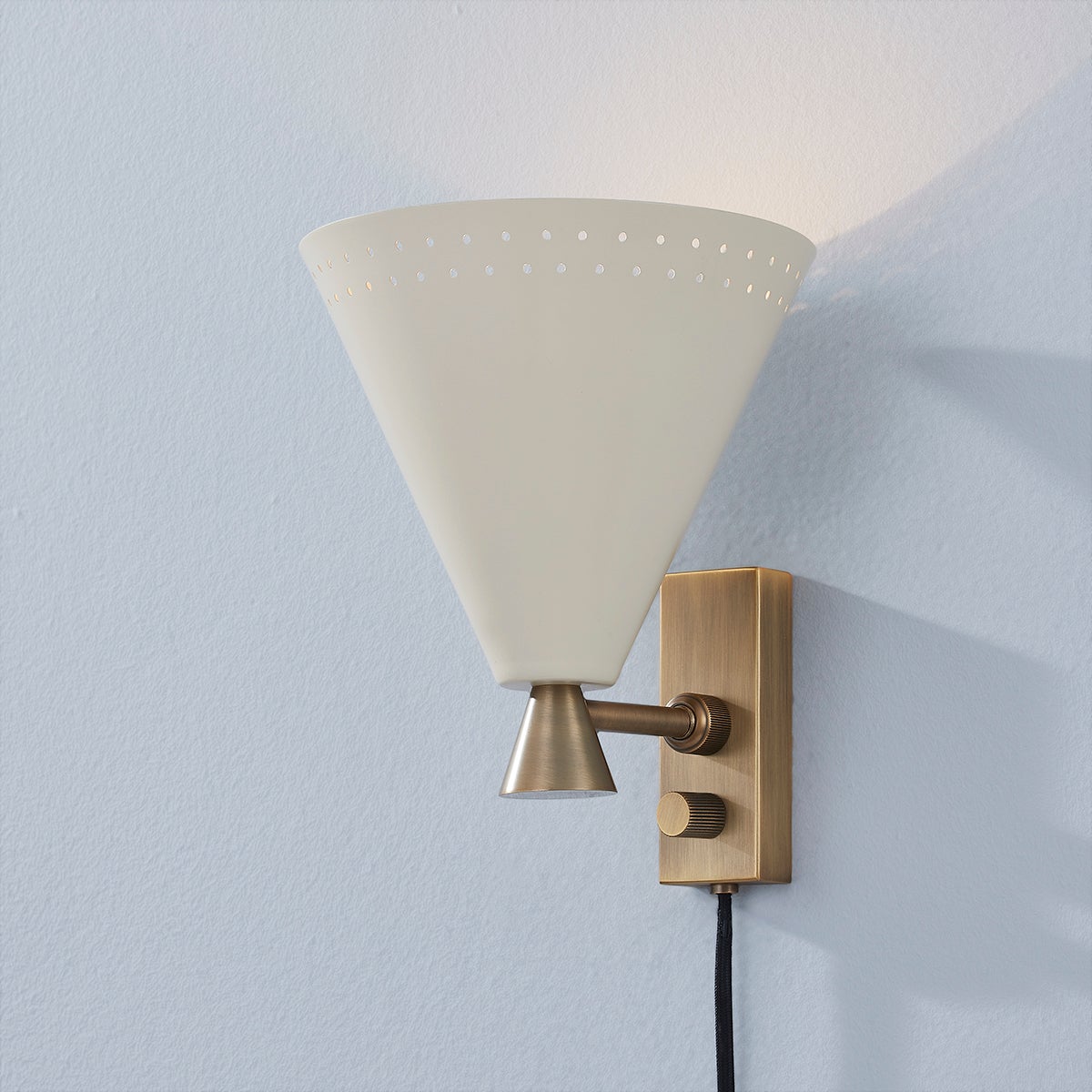 Marvin Plug-In Sconce by Troy Lighting, 60W Dimmable Wall Light in Patina Brass & Soft Black/Sand