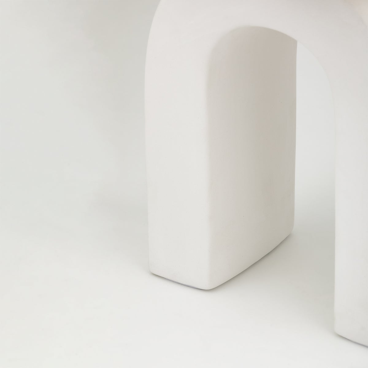 Mitzi-Roshani Table Lamp - Unique Matte White Ceramic Shape With Natural Linen Shade And Aged Brass Accents