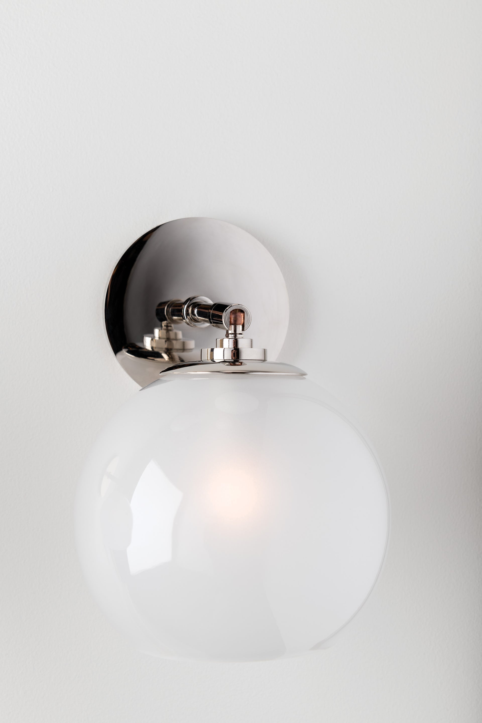 Mitzi Tilly Sconce - Elegant Minimalist Design With Clear Etched Glass Shade In Aged Brass Or Polished Nickel