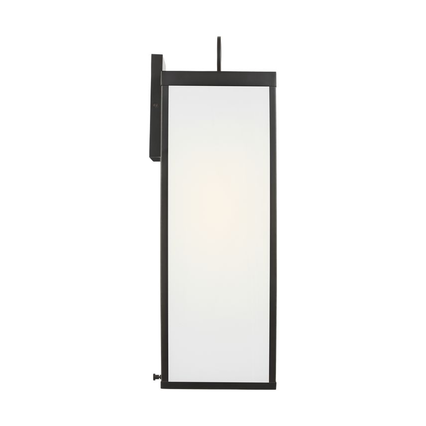 Visual Comfort-Howell Extra Large Modern Outdoor Lantern - Durable Aluminum, Sleek Lines, Contemporary Design